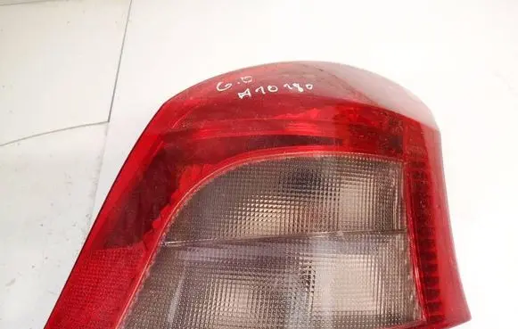 Toyota Yaris Rear/tail lights