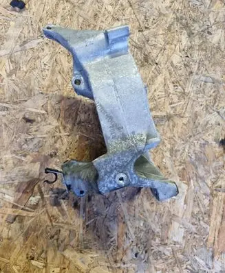 BMW 7 F01 F02 F03 F04 Generator/alternator bracket 7802639 6209 CD01485