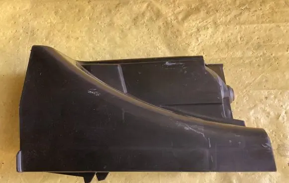 Mercedes-Benz B W245 Other trunk/boot trim element A1698990161