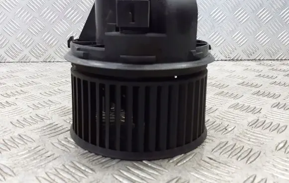 Ford Focus Front door blower motor 3M5H-18456-EC