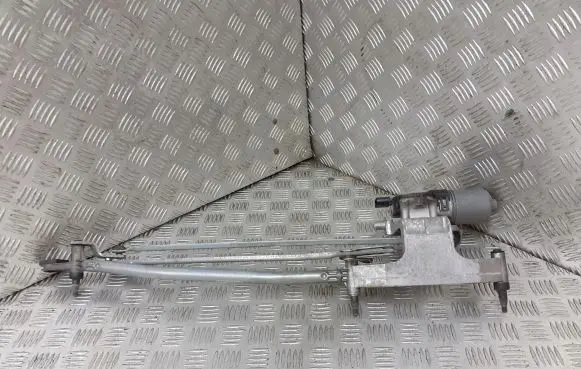 Ford Focus Front wiper linkage and motor 3M51-17508-AA