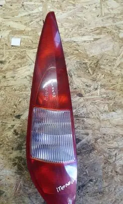 Ford Mondeo Mk III Headlight/headlamp 0374D