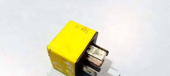 Renault Scenic I Other relay 7700844253