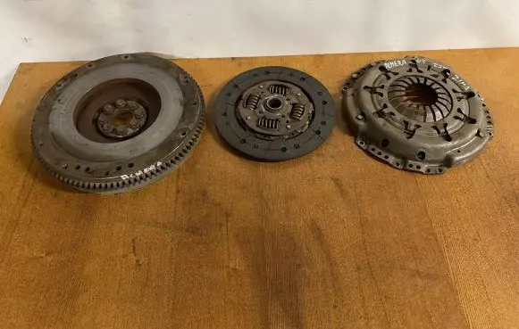 Nissan Almera Tino Clutch set kit