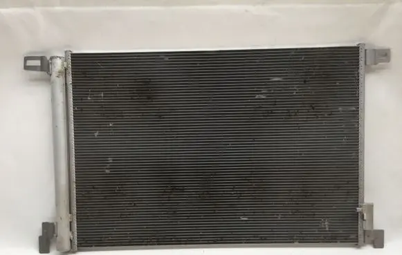 Audi Q7 4M Intercooler radiator 4M0816411Q