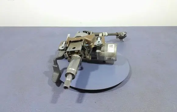 Opel Corsa D Steering wheel axle 55703402
