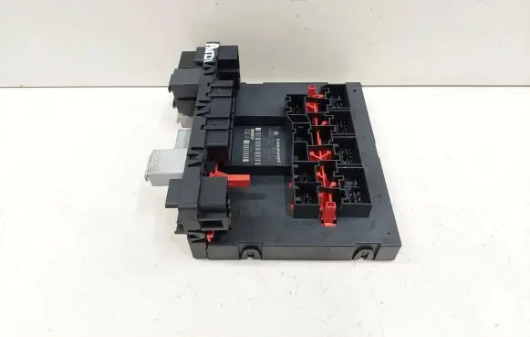 Audi A3 S3 8P Comfort/convenience module 8P0907279A 06450062 H26S0401