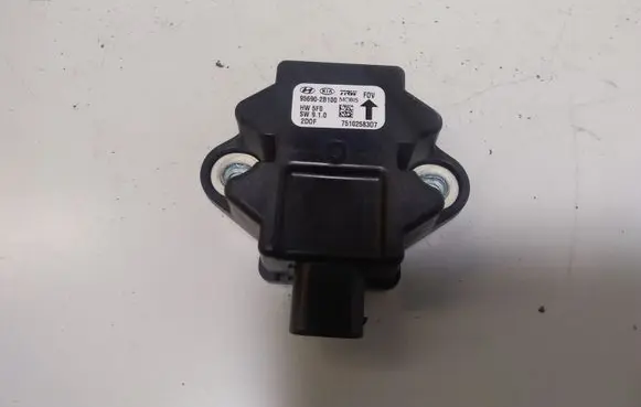Hyundai Santa Fe ESP acceleration yaw rate sensor 956902B100