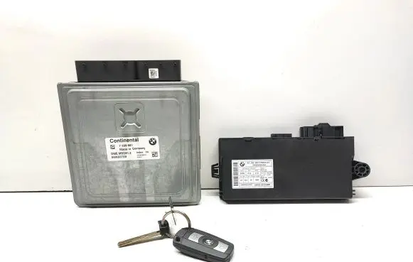 BMW 3 E90 E91 Engine ECU kit and lock set 7599881 9217853 61359217853