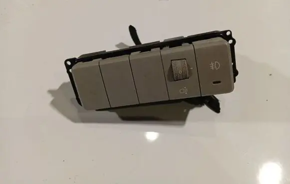 KIA Cerato Headlight level height control switch 025977774970