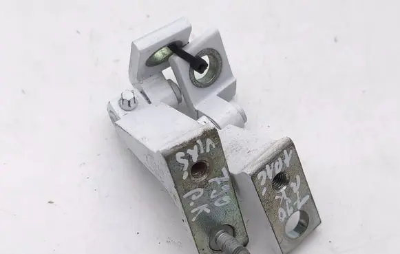 Audi A3 8Y Front door hinge set 8V5833403C 8W5831403A