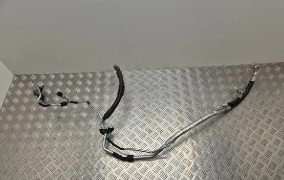 Porsche Cayenne (92A) Air conditioning (A/C) pipe/hose 7P5820741FH