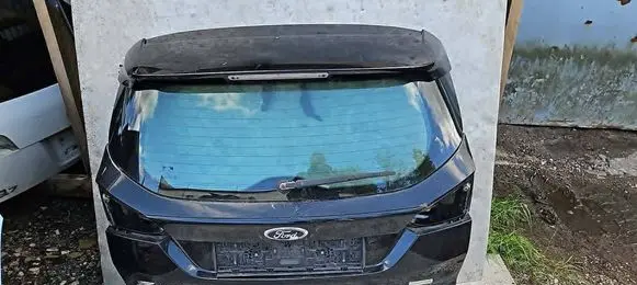 Ford Focus Tailgate/trunk/boot lid 