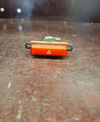 Honda FR-V Hazard light switch M27745
