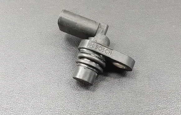 Mercedes-Benz C AMG W205 Camshaft position sensor A2709050400 2709050400 0232103125