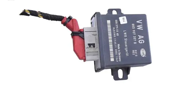 Audi A5 8T 8F Light module LCM 8K5907357B