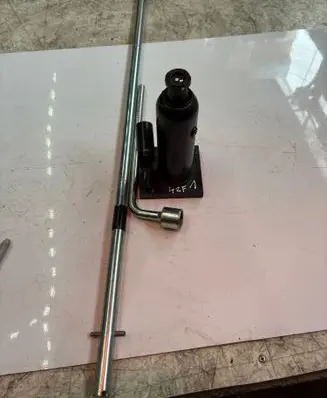 Mitsubishi L200 Lift Jack 