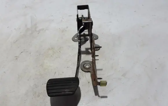 Renault Kangoo II Brake pedal 8200467216