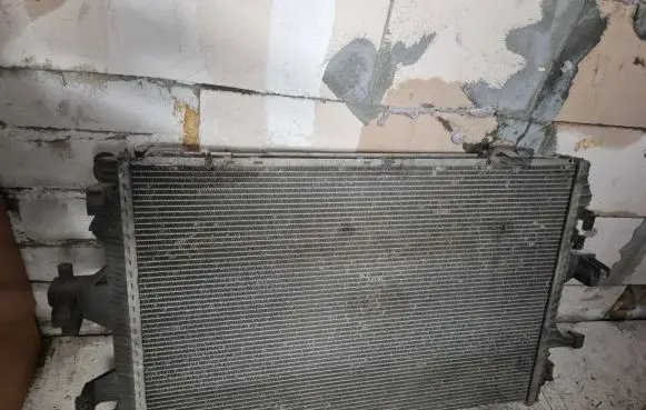Coolant radiator
