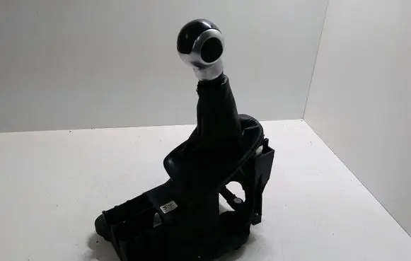 Citroen DS3 Gear shifter/selector 9676190280K