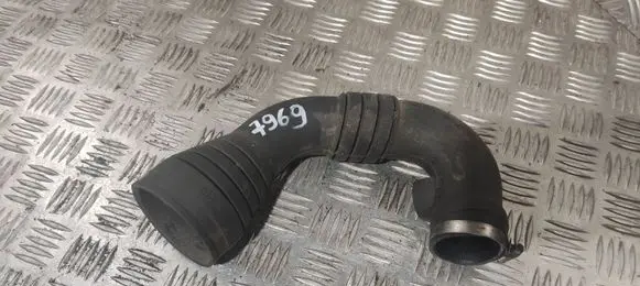 Audi A4 S4 B5 8D Air intake hose/pipe 8D0129615A