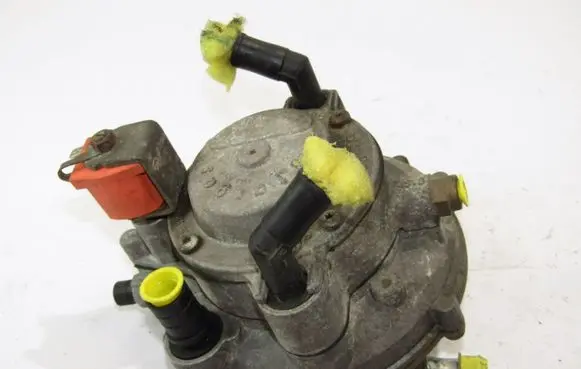 Mercedes-Benz S W126 LP gas reducer 