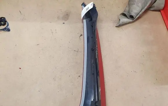 Volvo XC90 Rear tail light reflector 30678221
