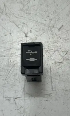 Toyota Prius (XW50) AUX in-socket connector 8619042040