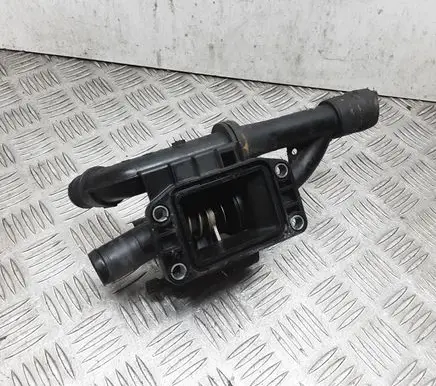 Volvo V50 Thermostat/thermostat housing 9670253780 042652