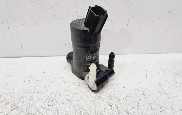 Volvo XC90 Windscreen/windshield washer pump 31214898 31349228