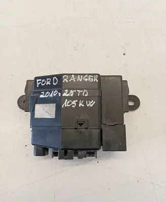 Ford Ranger Fuse box set 8253T01 UR56