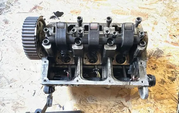 Engine head