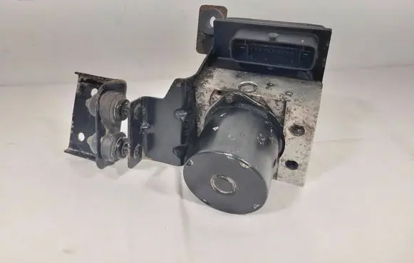 Skoda Fabia Mk2 (5J) ABS Pump 6R0907379E