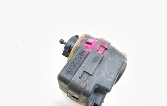 Peugeot 406 Headlight level adjustment motor PPGF20