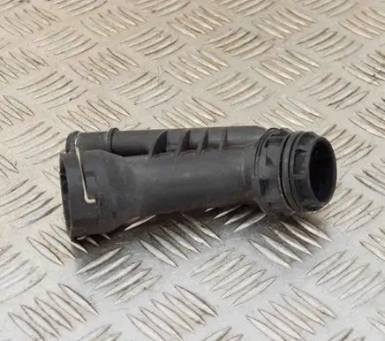 Volkswagen PASSAT B8 Other engine bay part 04L121026Q