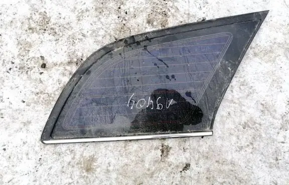 Toyota Avensis T250 Front triangle window/glass 43R00048 E643R-00048