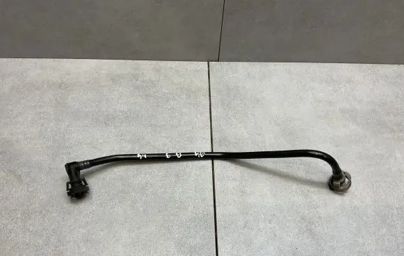Audi A4 S4 B9 Engine coolant pipe/hose 8W0121081L