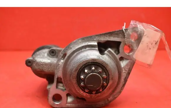 Volkswagen Jetta V Starter motor 0001121408