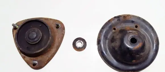 Subaru Impreza II Coil spring mount 