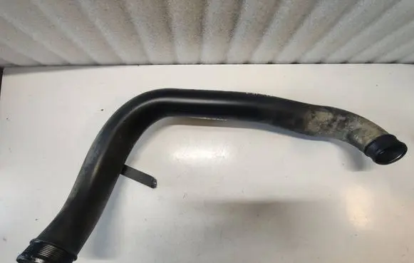 Intercooler hose/pipe