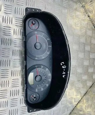 Hyundai Trajet Speedometer (instrument cluster) 940113A00