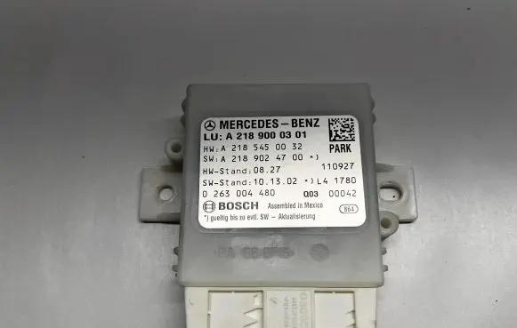 Mercedes-Benz CLS C218 X218 Parking PDC control unit/module A2189000301