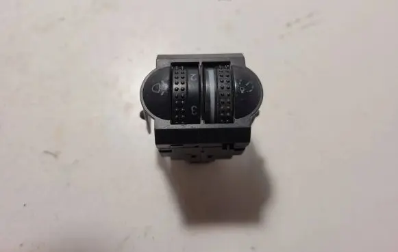 Headlight level height control switch