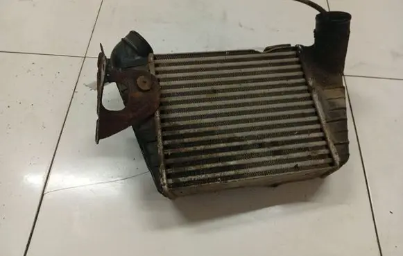 Audi A6 S6 C4 4A Intercooler radiator