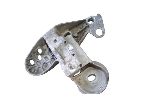 Audi A6 S6 C5 4B Engine mounting bracket 8E0199351F