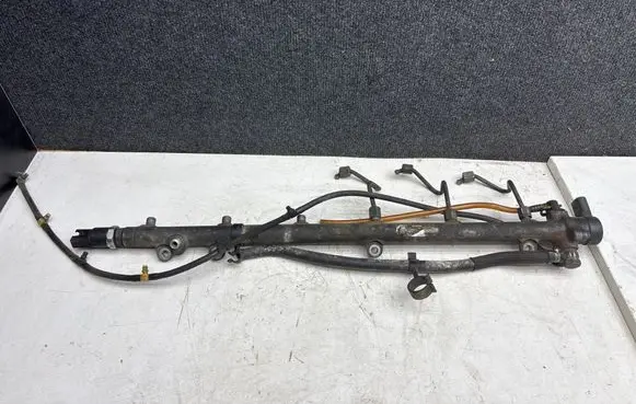 Fuel main line pipe