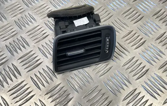 Volkswagen PASSAT B7 Dashboard side air vent grill/cover trim 3AB819701A