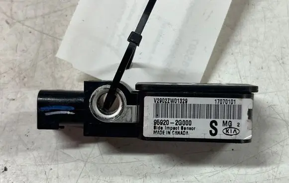 KIA Magentis Airbag deployment crash/impact sensor 959202G000 17070101 0920720
