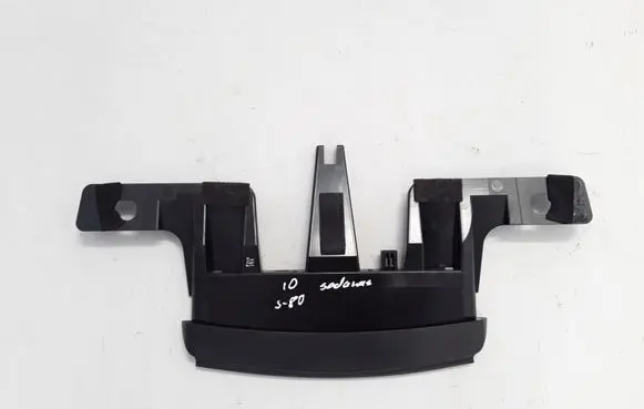 Volvo S80 Third/center stoplight 8635070