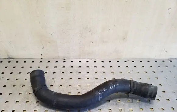 Toyota Avensis Verso Engine coolant pipe/hose